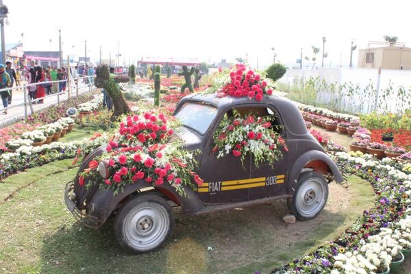 Motorcar flower theme