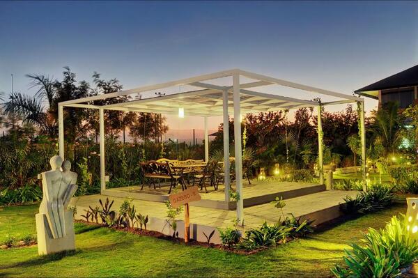 Aarohi Starz Club Resort Garden