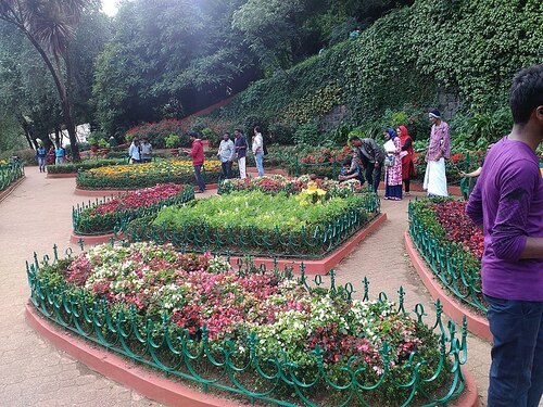 Ooty Flower Show - Tourists