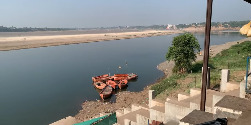 Narmada Ghat near Kuber Bhandari Mandir