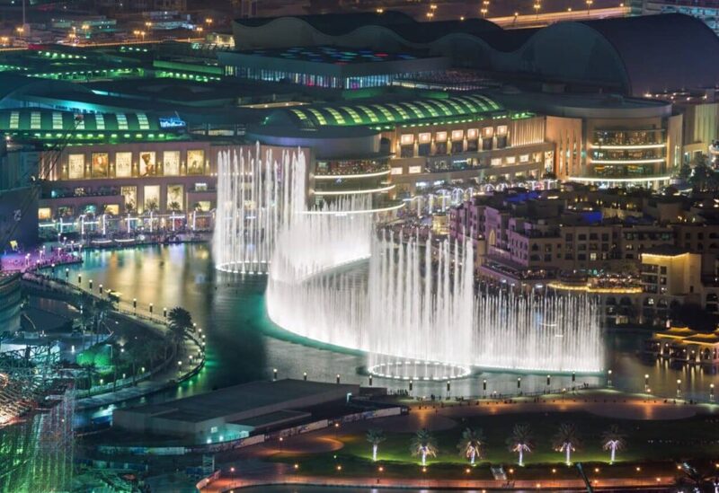 Dubai Mall's vibrant fountain display